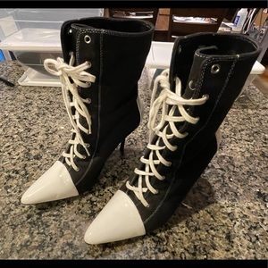 Converse Style High-heeled Boot, size 9. Like new!